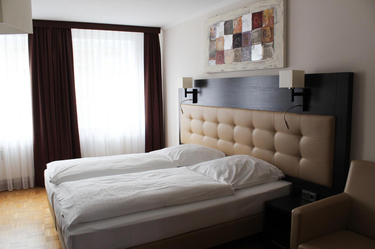 Weinhaus Woehler Otel Schwerin  Dış mekan fotoğraf