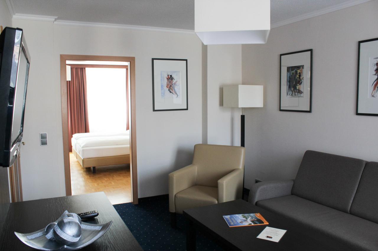 Weinhaus Woehler Otel Schwerin  Dış mekan fotoğraf